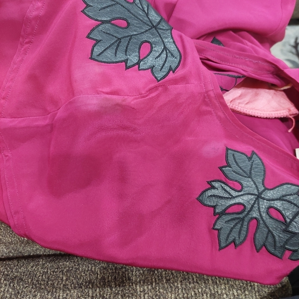 Mercedes & Adrienne VTG Wine/Black Leather Appliqué Top Blouse with 3/4 Sleeves - Picture 8 of 10